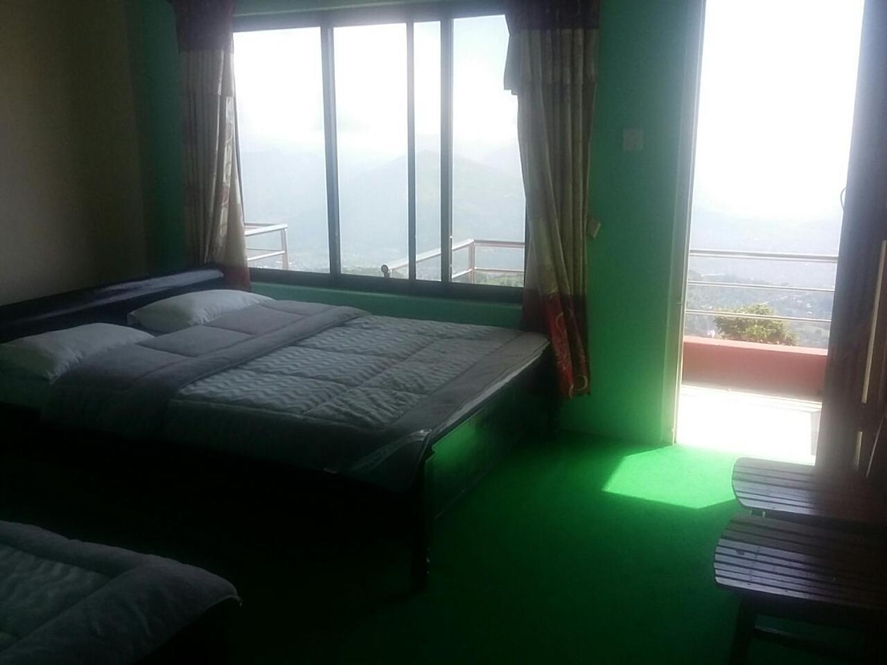 Himalayan Crown Lodge Pokhara Extérieur photo